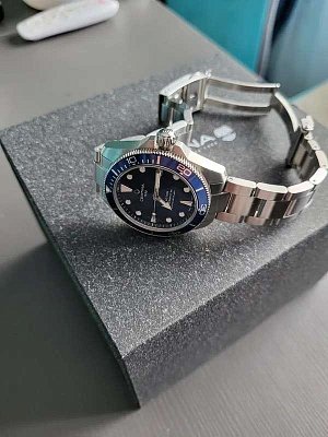 Фото покупателя: Швейцарские механические наручные часы Certina DS Action Diver Powermatic C032.807.11.041.00 с хронографом
