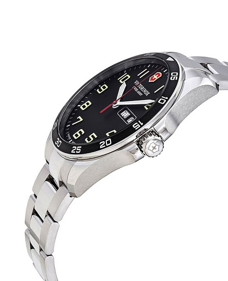 Часы Victorinox Fieldforce 241849 — кварцевые, металл сталь