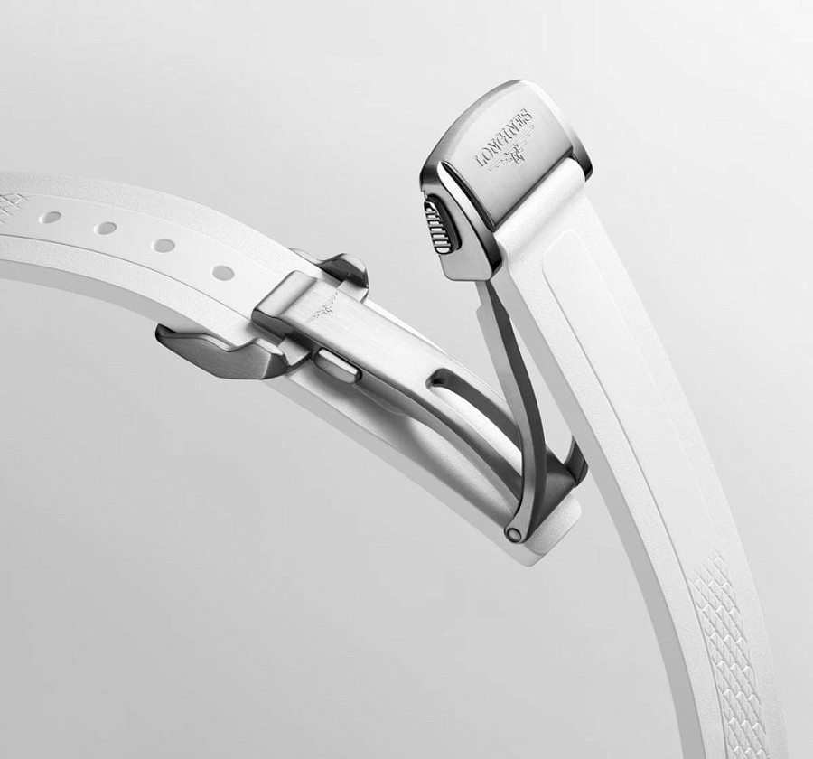 Часы Longines Conquest L3.430.0.87.9 — механические, сталь металл