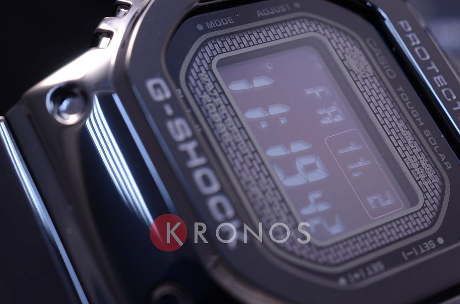 Часы Casio G-Shock GMW-B5000GD-1 — сталь с ip покрытием, мужские