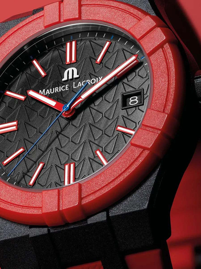 Часы Maurice Lacroix Aikon Mahindra AI2008-04000-400-J — пластик, Швейцария