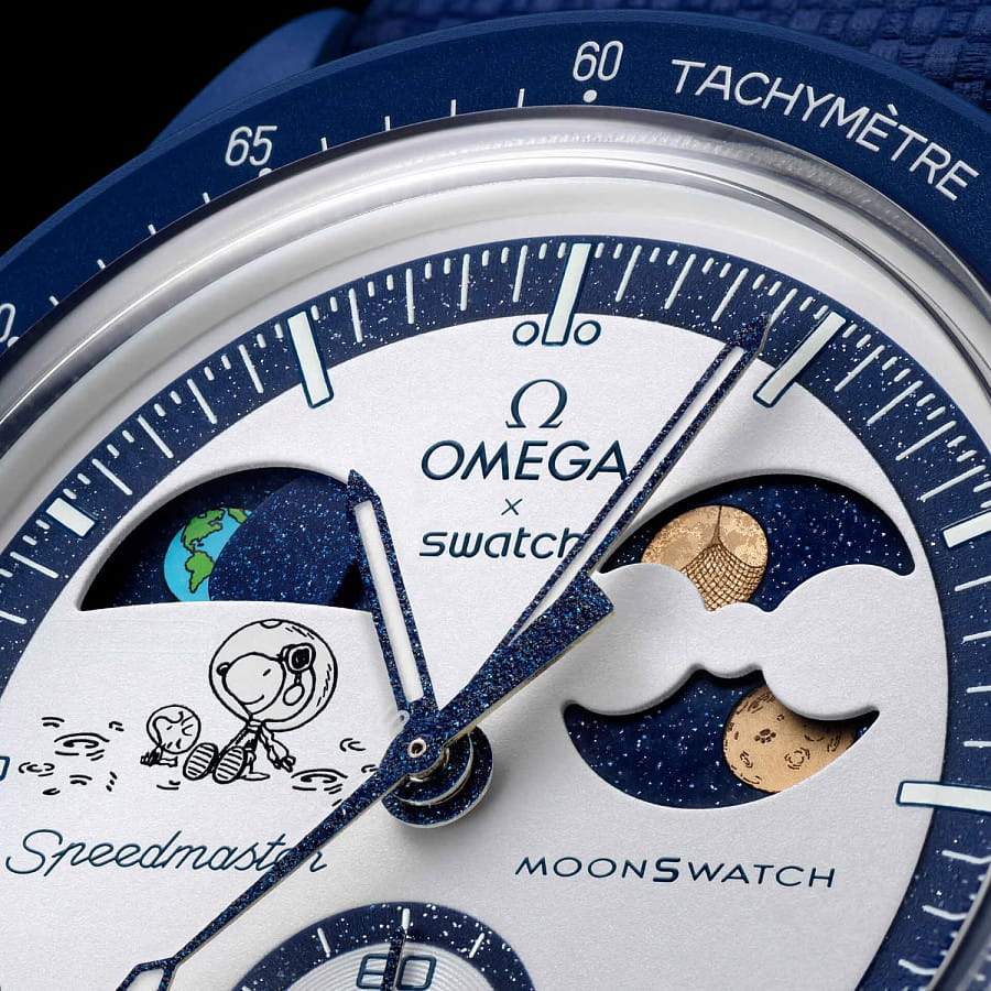 Часы Swatch x Omega Bioceramic Moonswatch Mission to Earthphase - Moonshine Gold SO33N701L — белый, биокерамика