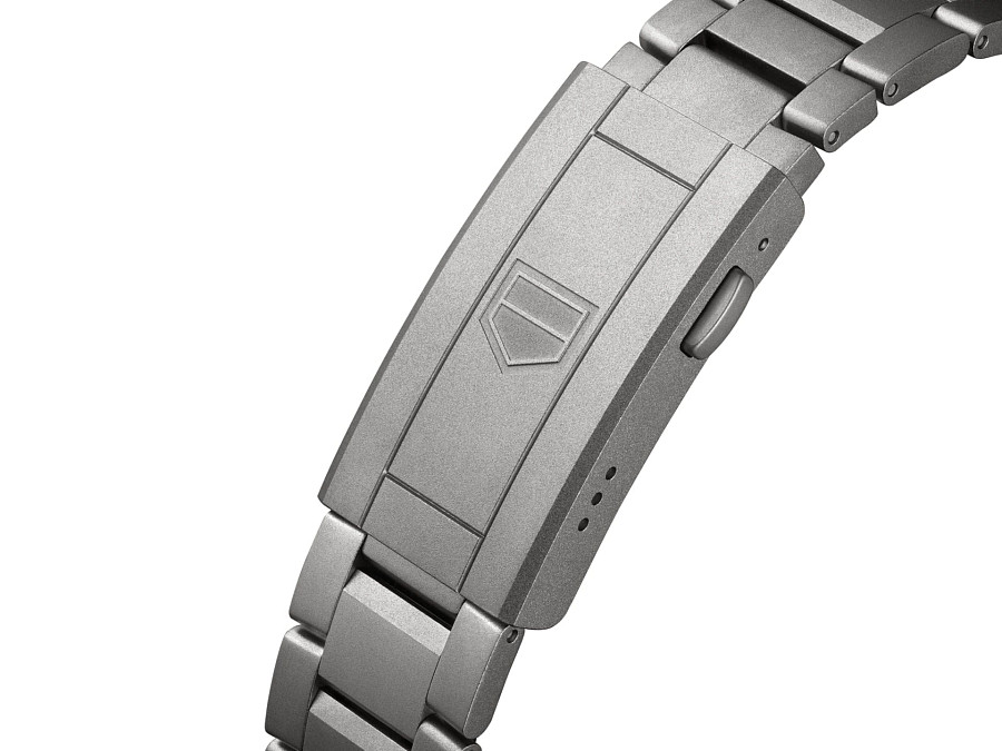 Часы TAG Heuer Aquaracer Professional Solargraph 200 WBP1180.BF0000 — титановый, мужские