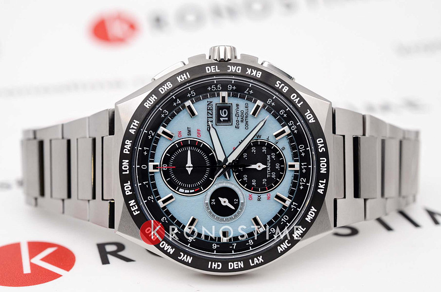 Часы Citizen Eco-Drive AT8238-84M — кварцевые, титан