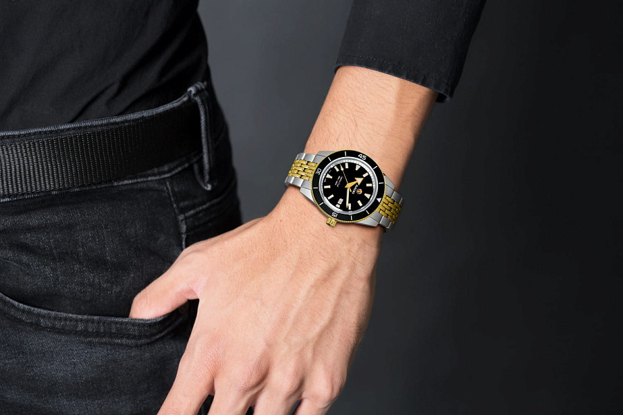 Часы Rado Captain Cook Automatic R32138153 — артикул R32138153