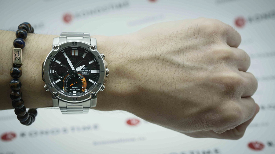 Часы Casio Edifice ECB-20D-1A — мужские, нержавеющая сталь