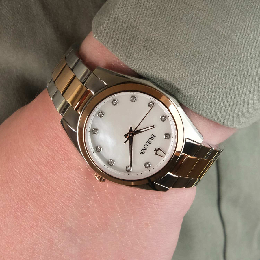 Часы Bulova Surveyor 98P207 — США, кварцевые