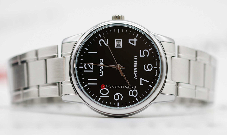 Часы Casio Collection MTP-V002D-1BUDF (MTP-V002D-1B) — Япония, кварцевые