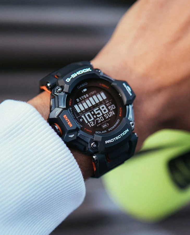 Часы Casio G-Shock GBD-H2000-1A — электронные, пластик сталь