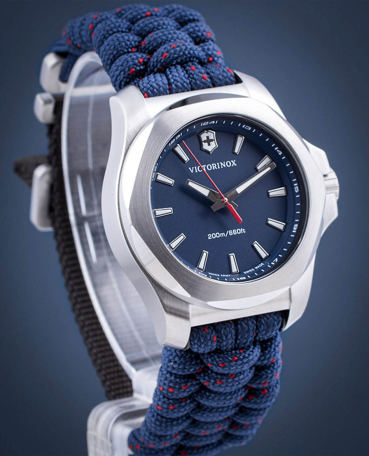 Часы Victorinox I.N.O.X. V 241770 — артикул 241770