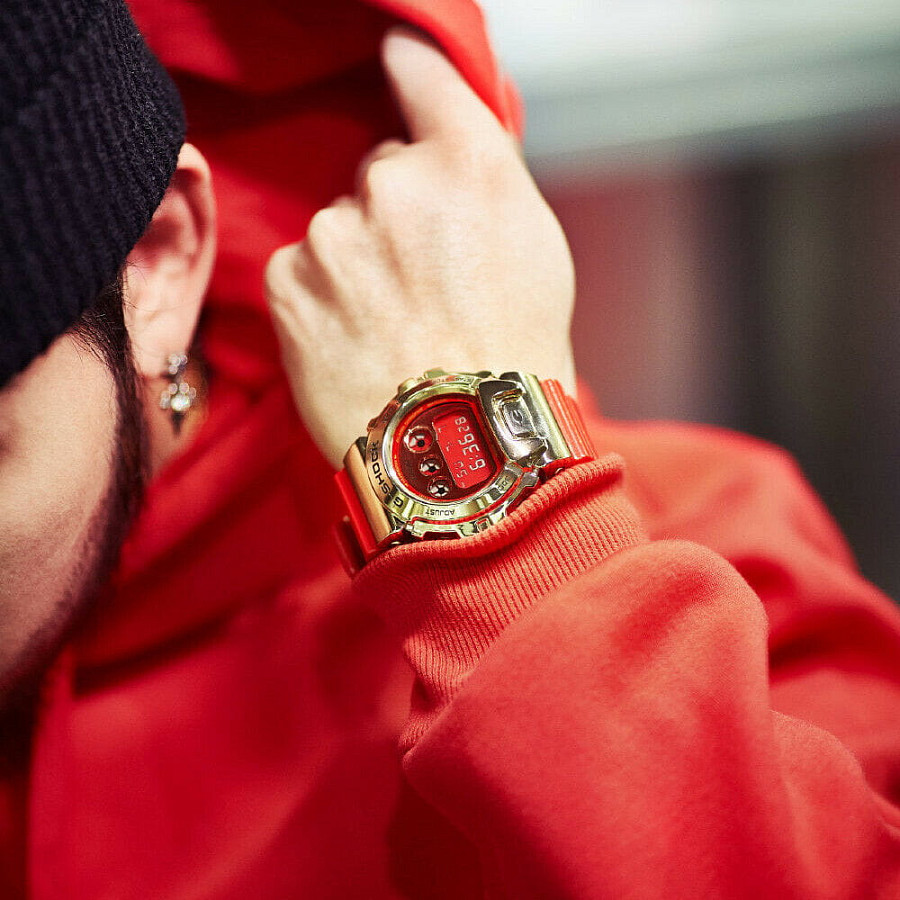 Часы Casio G-Shock GM-6900CX-4 — электронные, сталь металл пластик