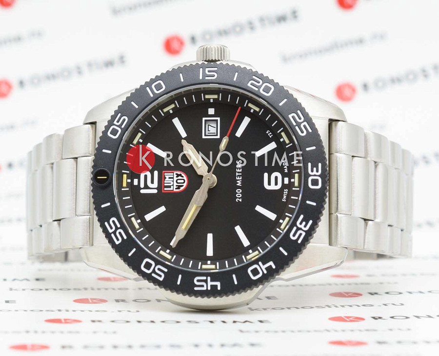 Часы Luminox Pacific Diver XS.3122 — кварцевые, сталь