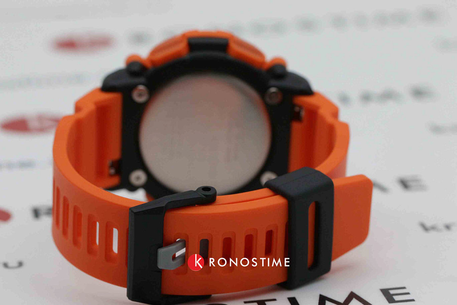 Часы Casio G-Shock GA-2200M-4ADR (GA-2200M-4A) — карбон пластик, карбон + полимер