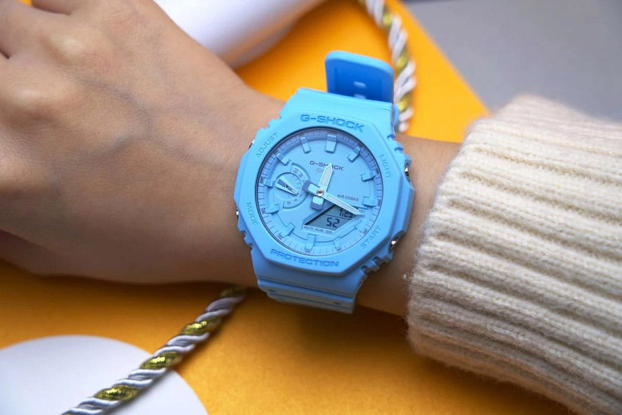 Часы Casio G-Shock GA-2100-2A2DR (GA-2100-2A2) — электронные, пластик карбон