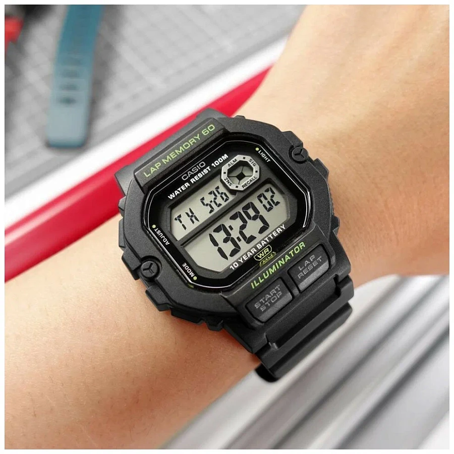 Часы Casio Collection WS-1400H-1AVEF — пластик, Япония