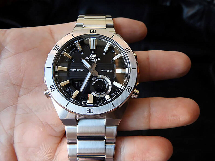 Часы Casio Edifice ERA-110D-1A — кварцевые, сталь металл