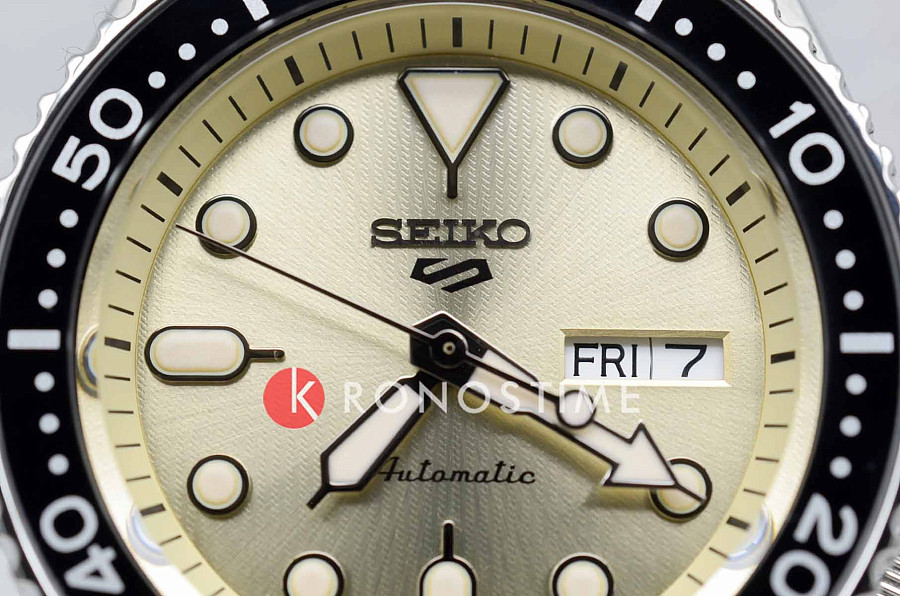 Часы Seiko 5 Sports SRPE75K1 — нержавеющая сталь, мужские