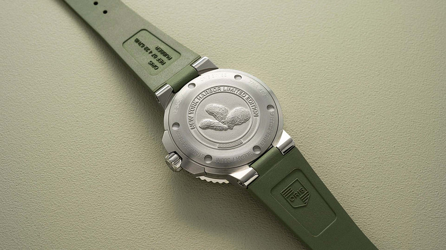 Часы Oris Aquis New York Harbor Limited Edition 01 733 7766 4187-Set — артикул 01 733 7766 4187-Set