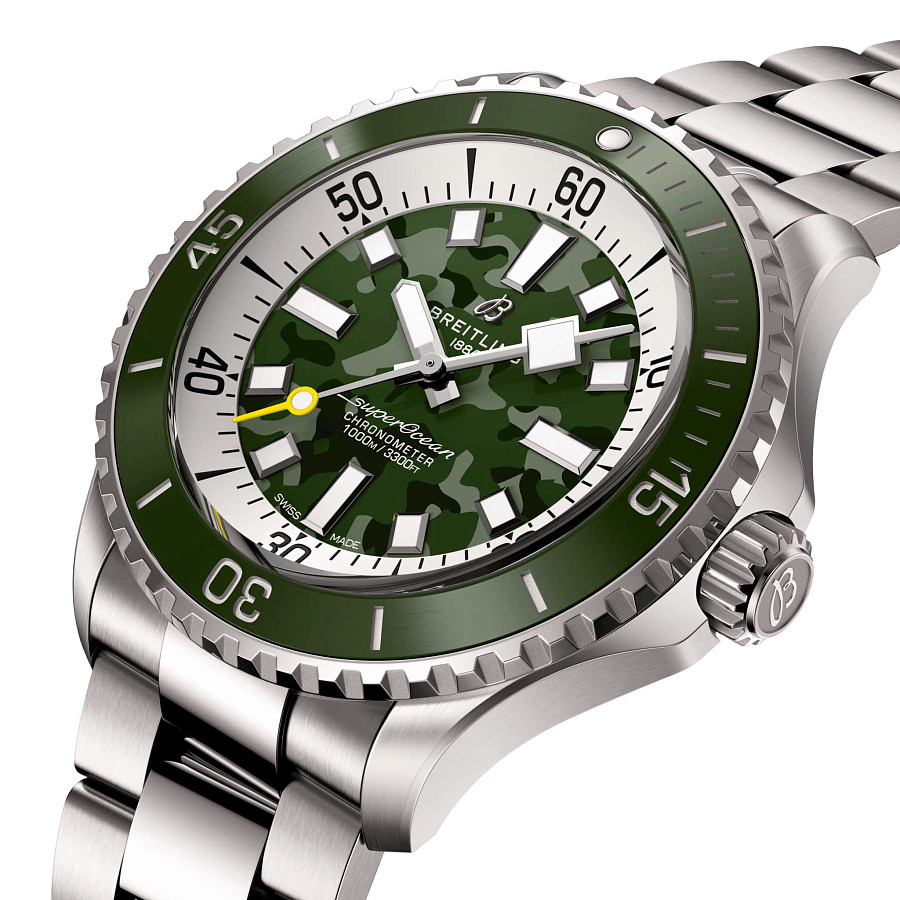 Часы Breitling Superocean Automatic 46 Super Diver E10379D31L1E1 — механические, титан