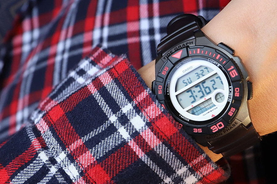 Часы Casio Collection LWS-1100H-8A — артикул LWS-1100H-8AVEF