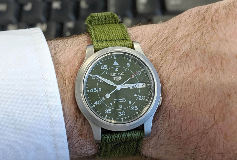 Часы Seiko 5 SNK805K2 — зеленый, металл сталь