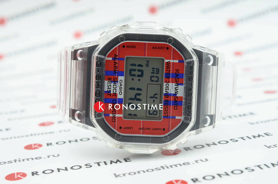 Часы Casio G-Shock DWE-5600KS-7 — пластик, пластик