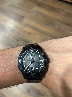 Фото покупателя: Швейцарские механические наручные часы Tissot Seastar 1000 Powermatic 80 40mm T120.807.33.051.00