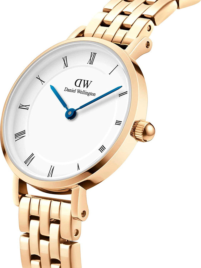 Часы Daniel Wellington Petite Roman Numerals 5-Link Gold DW00100682 — сталь металл, Швеция