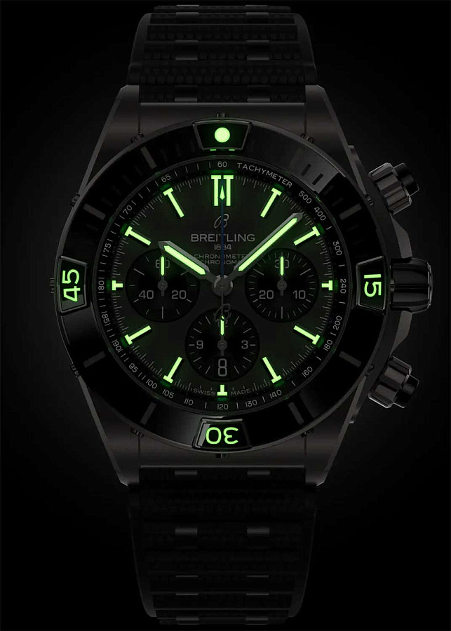 Часы Breitling Super Chronomat B01 44 mm EB0136251M1S1 — титан, Швейцария