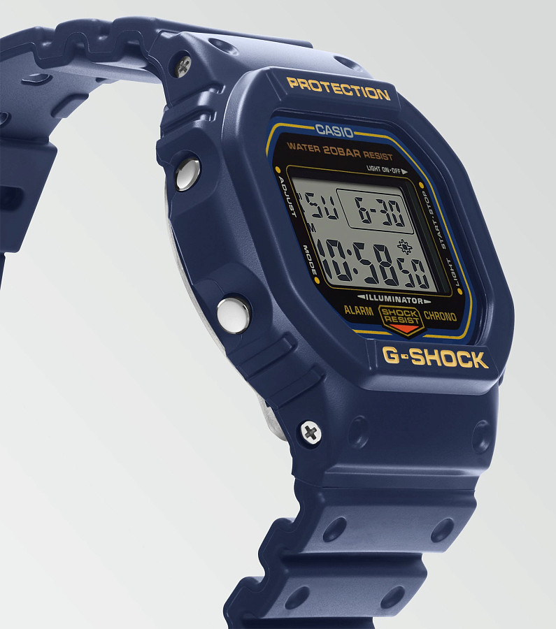 Часы Casio G-Shock DW-5600RB-2 — пластик, Япония