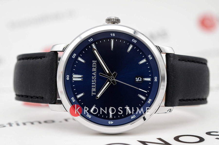 Часы Trussardi T-Couple R2451147004 — кварцевые, металл сталь