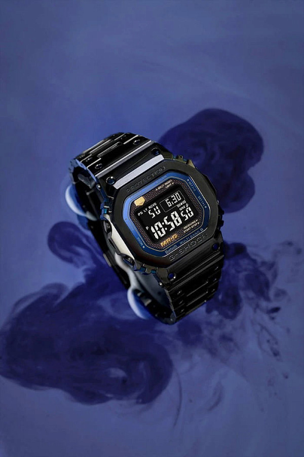 Часы Casio G-Shock MRG-B5000BA-1DR (MRG-B5000BA-1) — электронные, Япония, мужские