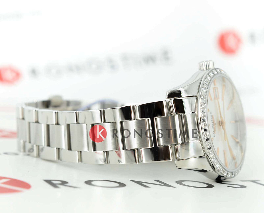 Часы Longines Conquest Classic L2.386.0.72.6 — нержавеющая сталь, женские