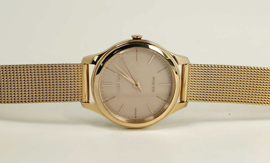 Часы Citizen Eco-Drive EM0503-83X — золотой, металл сталь