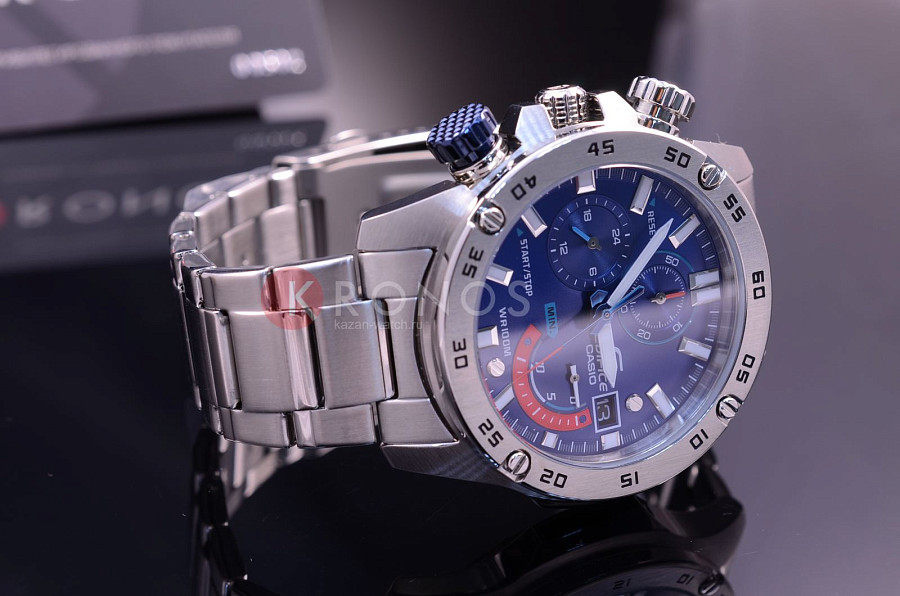 Часы Casio Edifice EFR-558D-2A — кварцевые, металл сталь