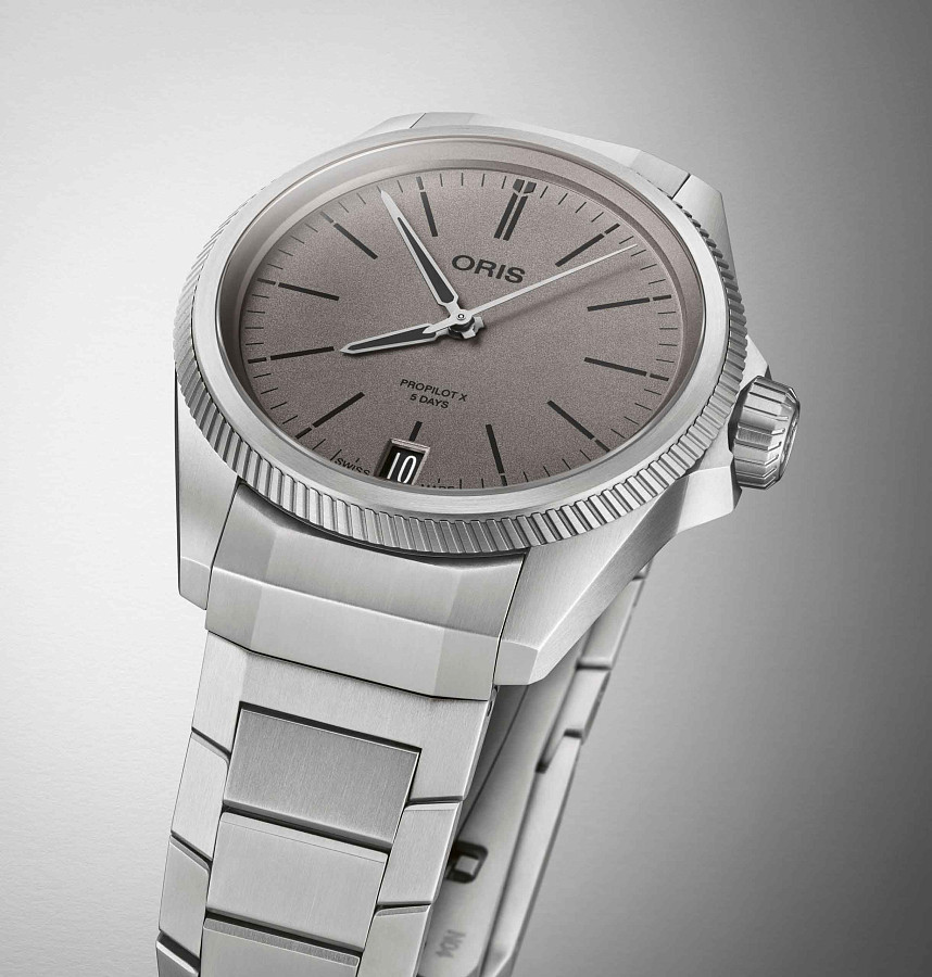Часы Oris Propilot X Calibre 400 01 400 7778 7153-07 7 20 01TLC — титан, Швейцария