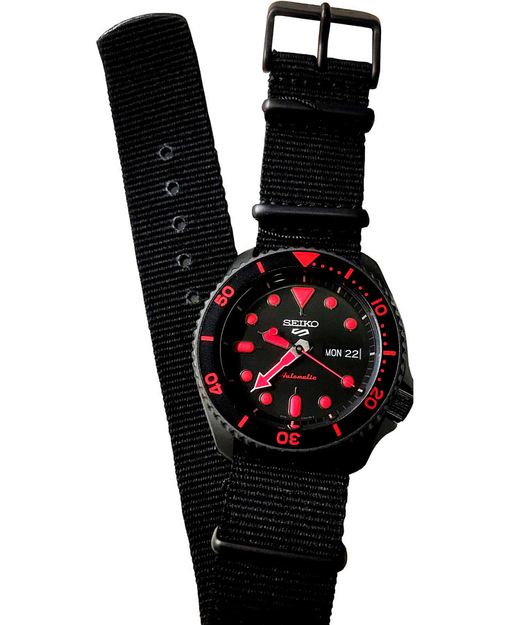 Часы Seiko 5 Sports SRPD83K1 — мужские, черный