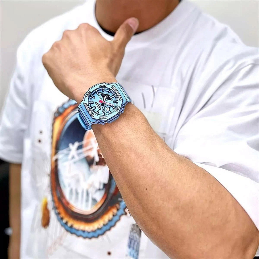 Часы Casio G-Shock GA-2100MNG-2A — электронные, карбон