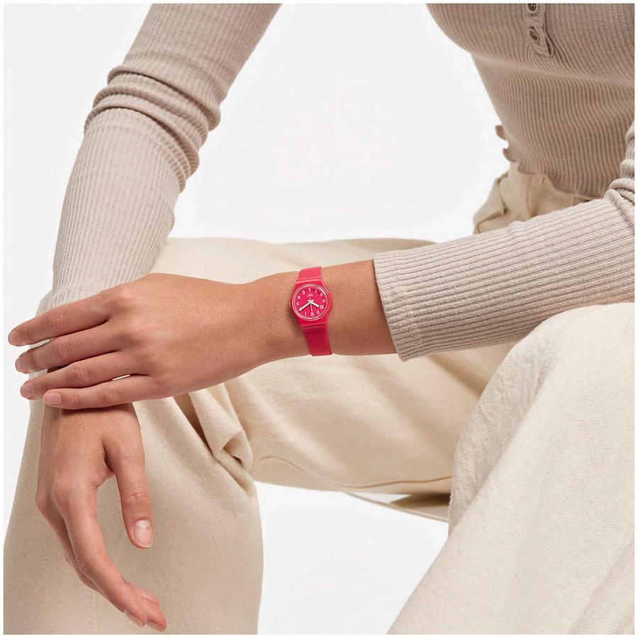 Часы Swatch Lady LR123C — кварцевые, пластик