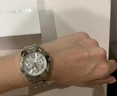 Фото покупателя: Американские наручные часы Michael Kors Ritz MK6174 с хронографом