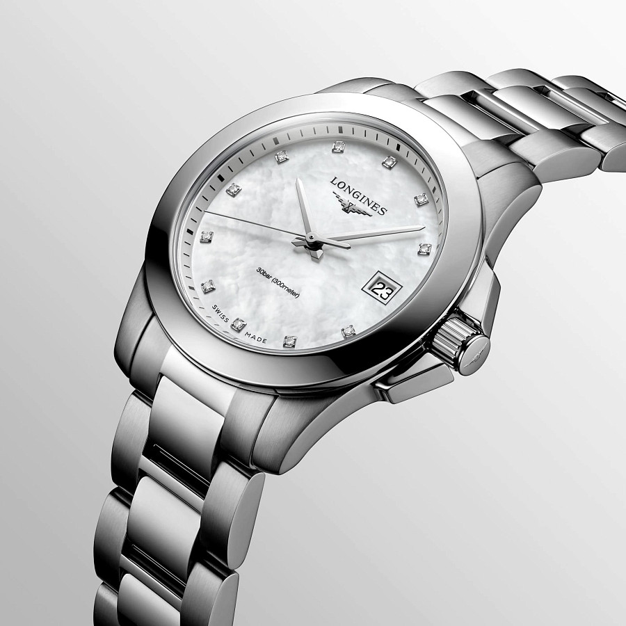 Часы Longines Conquest L3.377.4.87.6 — нержавеющая сталь, женские