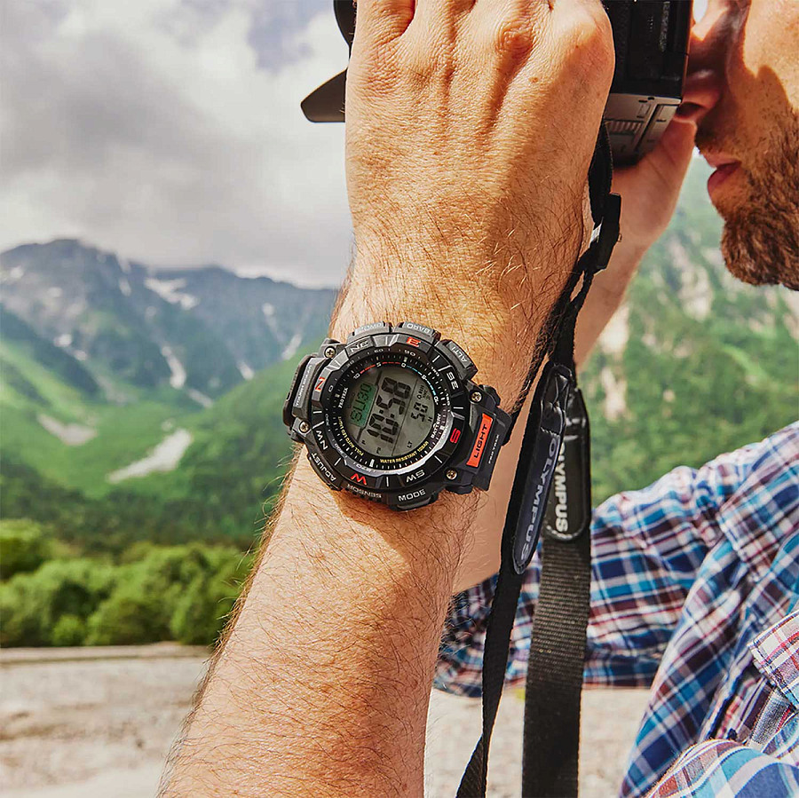 Часы Casio Pro Trek PRG-340-1DR (PRG-340-1E) — пластик, Япония