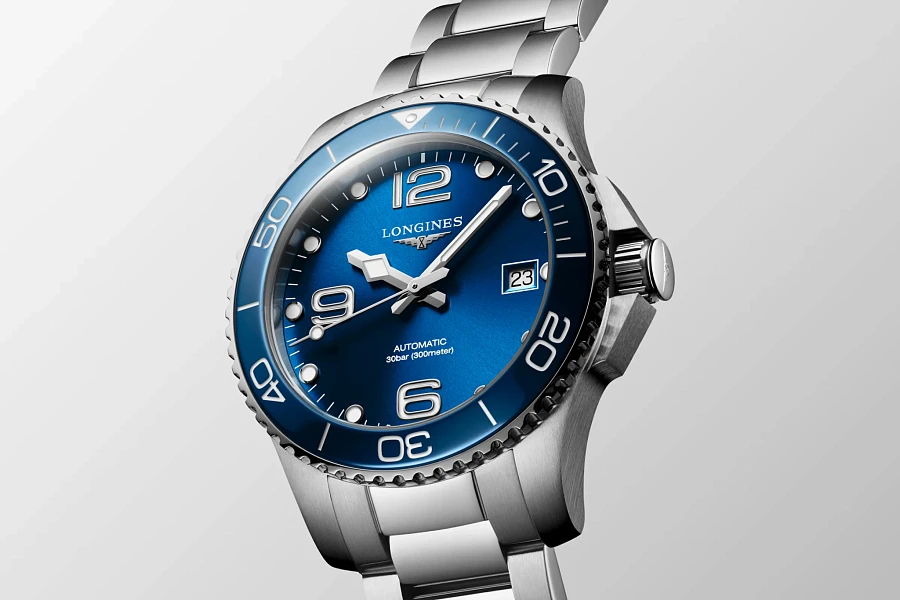 Часы Longines HydroConquest L3.780.4.96.6 — женские, серебристый