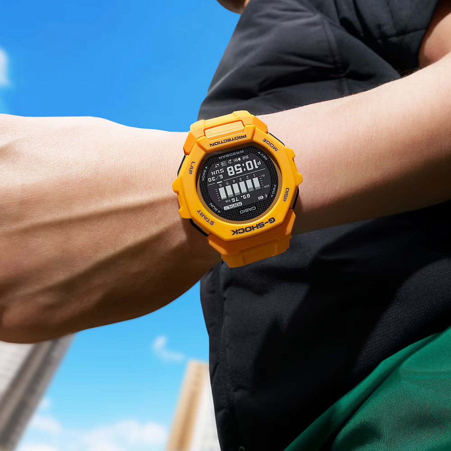 Часы Casio G-Shock GBD-300-9DR (GBD-300-9) — электронные, пластик