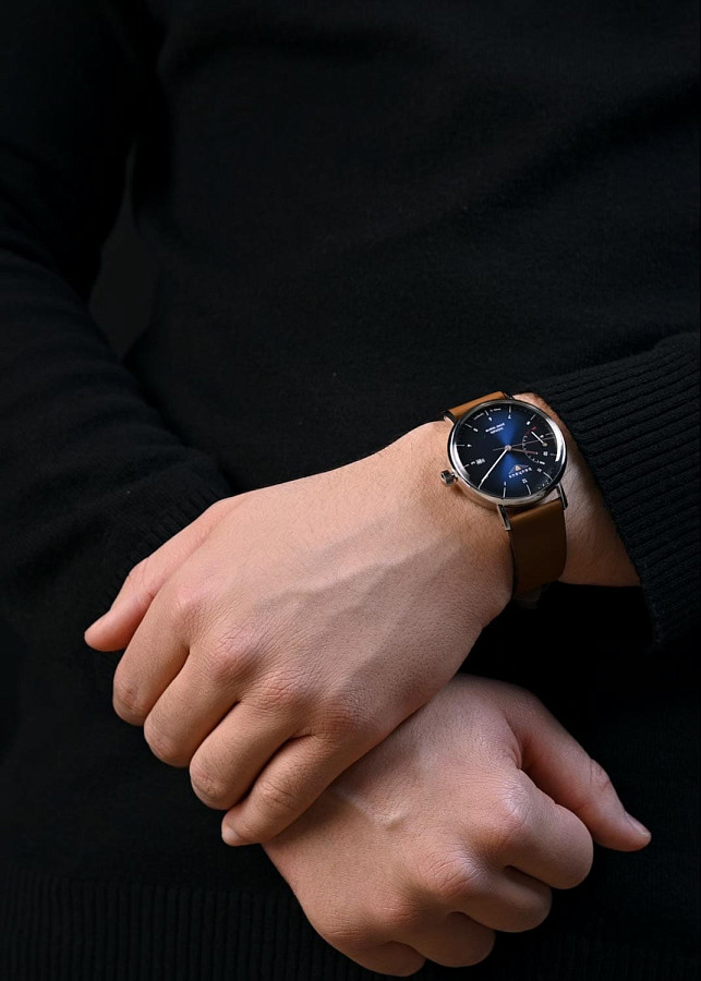 Часы Bauhaus Classic 21603 — механические, сталь металл