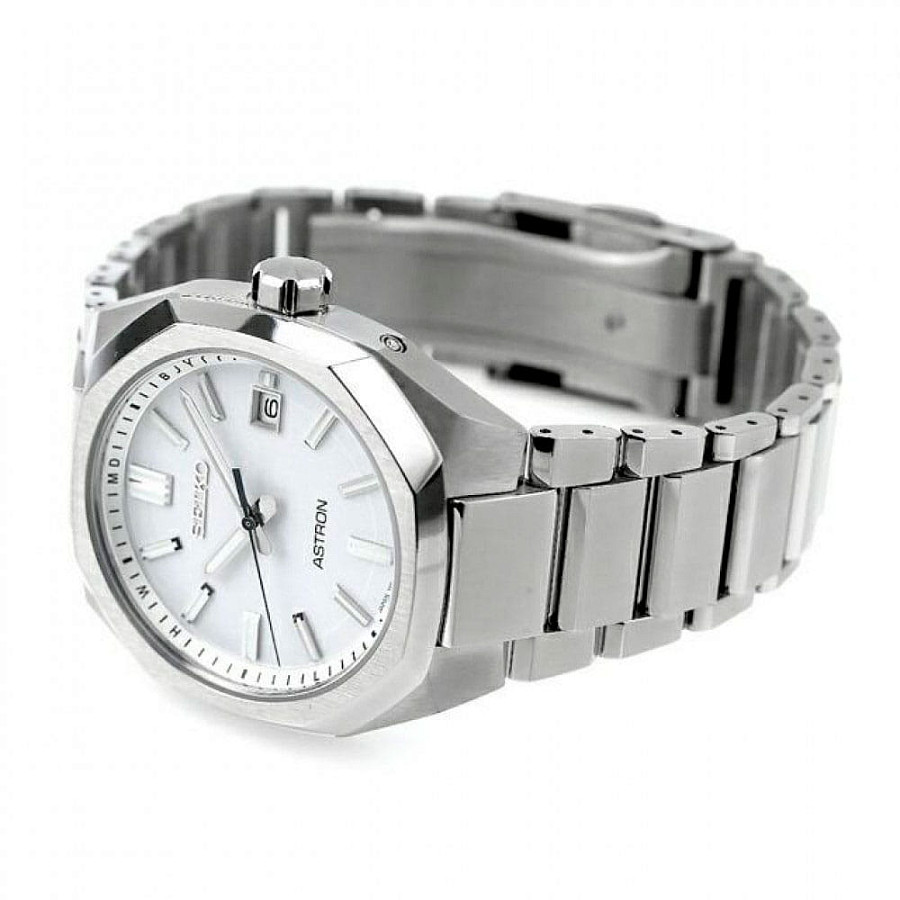 Часы Seiko Astron Nexter Solar Radio SBXY081 — титан, Япония