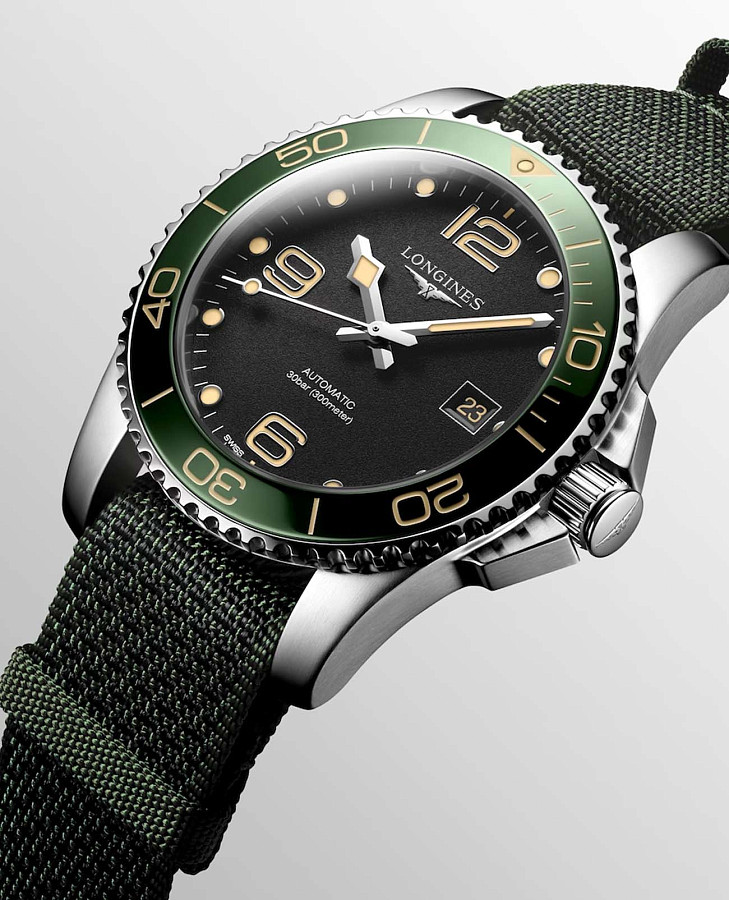 Часы Longines HydroConquest L3.781.4.05.2 — черный, металл сталь
