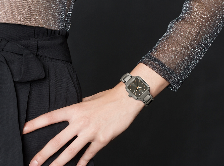 Часы Rado True Square Diamonds R27079702 — артикул R27079702