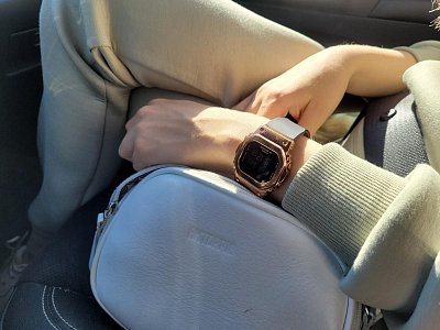 Фото покупателя: Японские наручные часы Casio G-Shock GM-S5600PG-1DR (GM-S5600PG-1ER) с хронографом