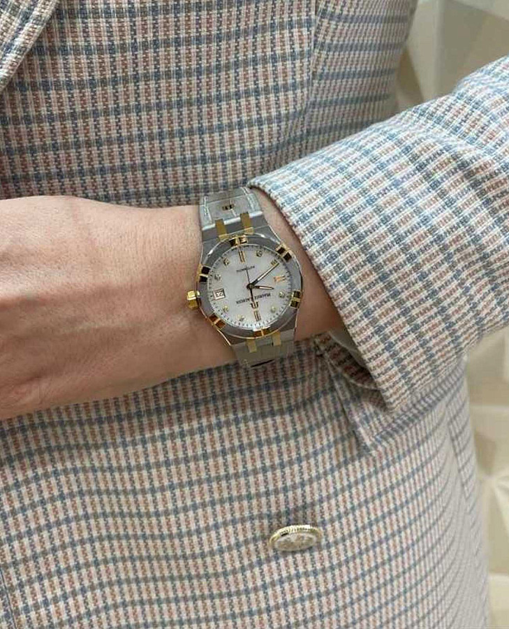 Часы Maurice Lacroix Aikon Automatic AI6006-PVY11-170-1 — артикул AI6006-PVY11-170-1